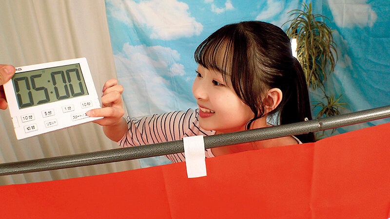 ウブな素人お嬢さんが「ハラハラドキドキ過激ビキニ生着替えチャレンジ」タイムアップで生デカチン即ハメSEX！イってもイッてもやめないデカチン追撃ピストンで超アクメ連続中出し！