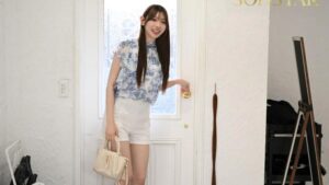 デビューから約1年半。地元静岡の有名人がSODSTARを去る日に挑む5人の男との連続中出し